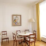 Luxurious Apartment Trocadero & Eiffel Tower